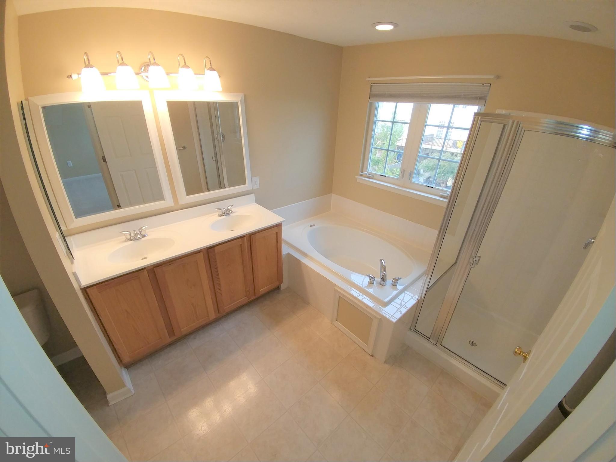 PINEY ORCHARD - Residential Lease