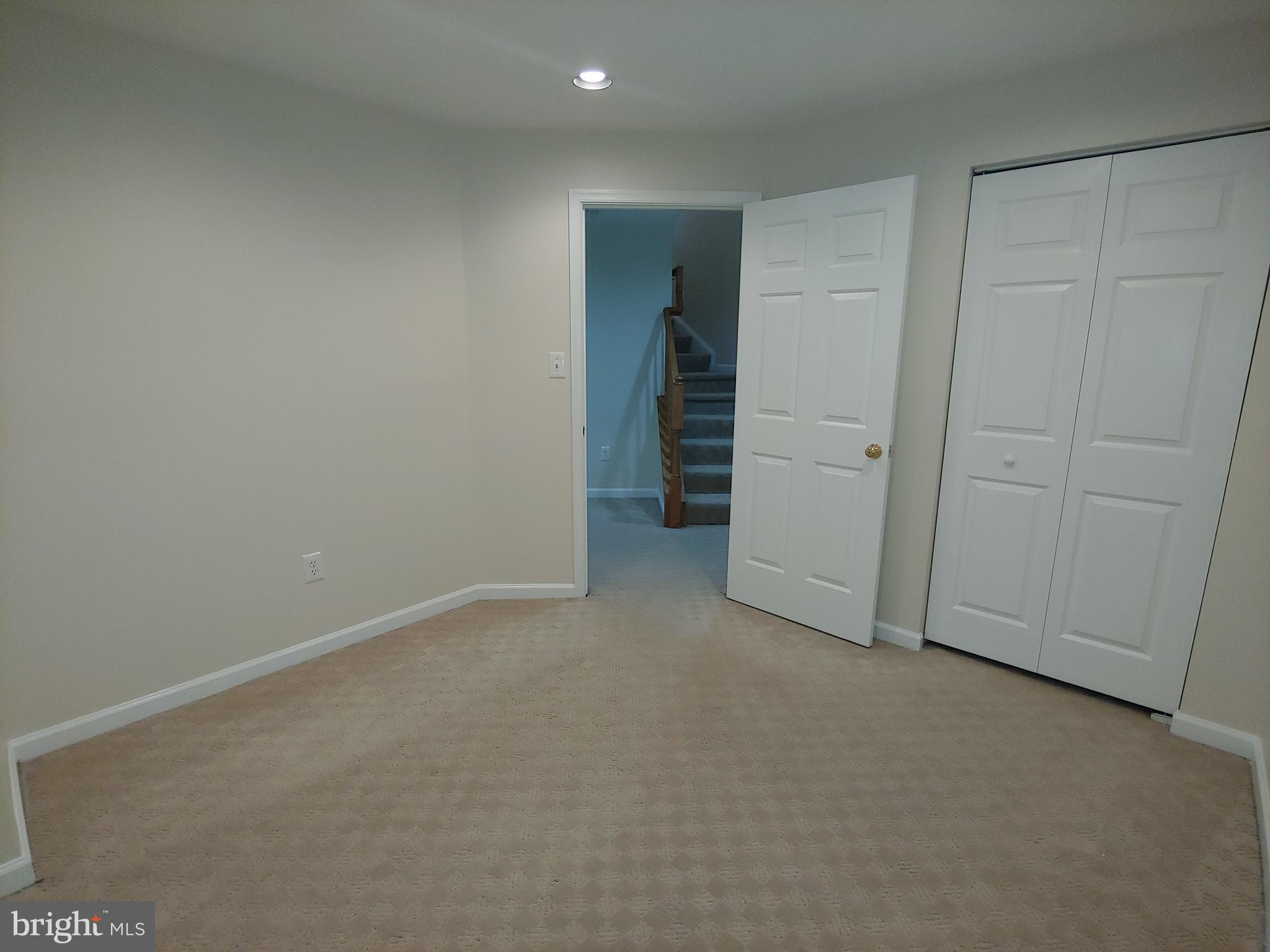 PINEY ORCHARD - Residential Lease