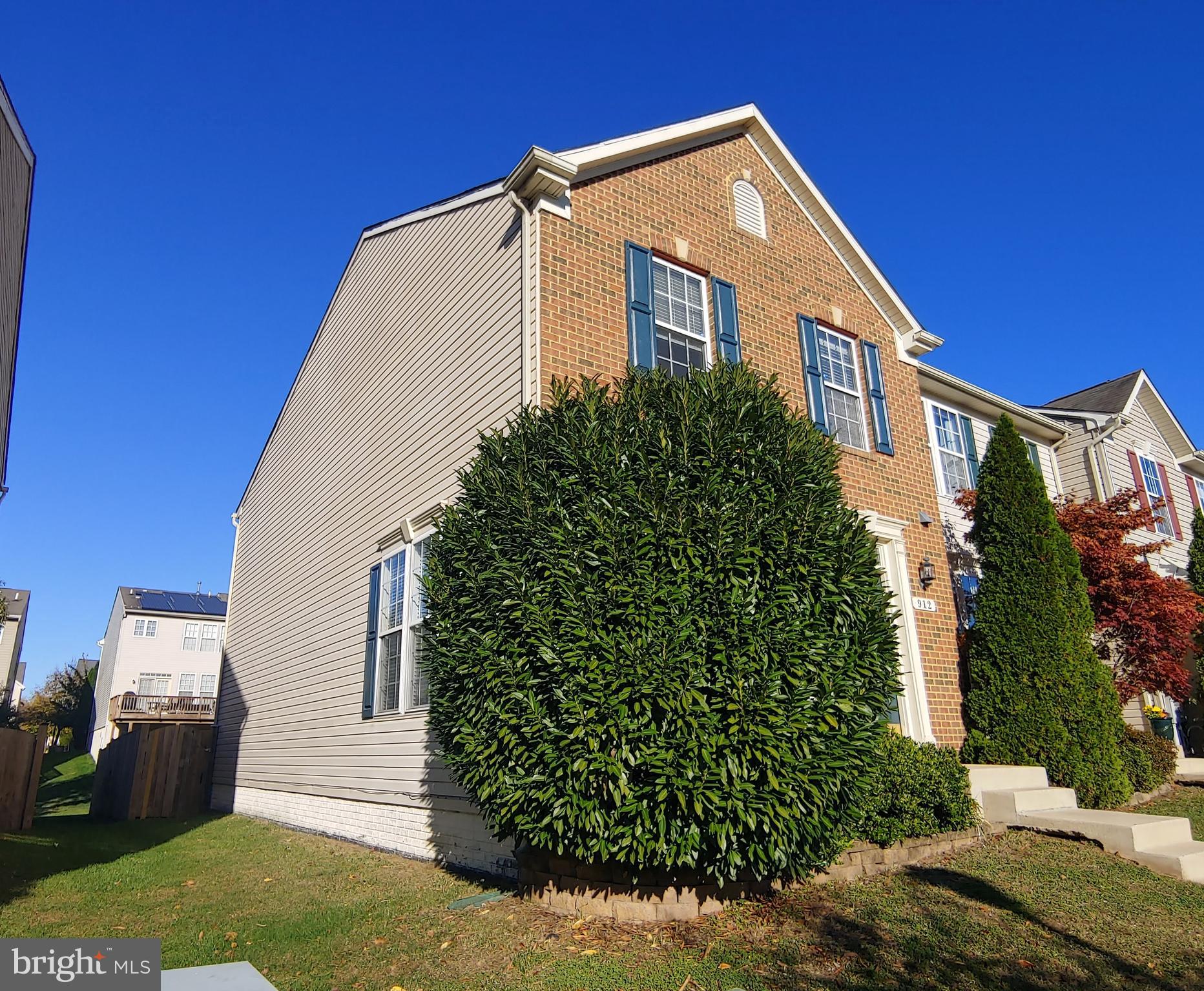 PINEY ORCHARD - Residential Lease