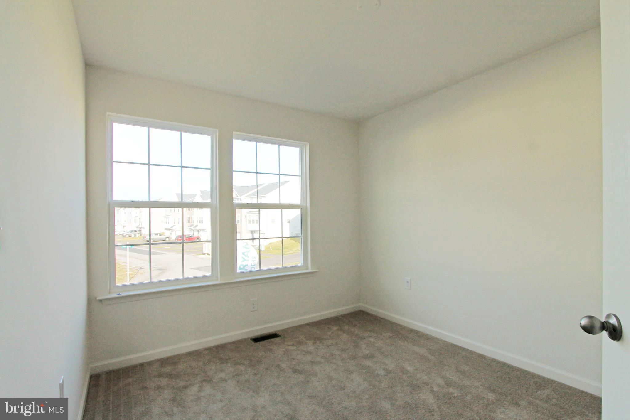 BRIAR RUN - Residential