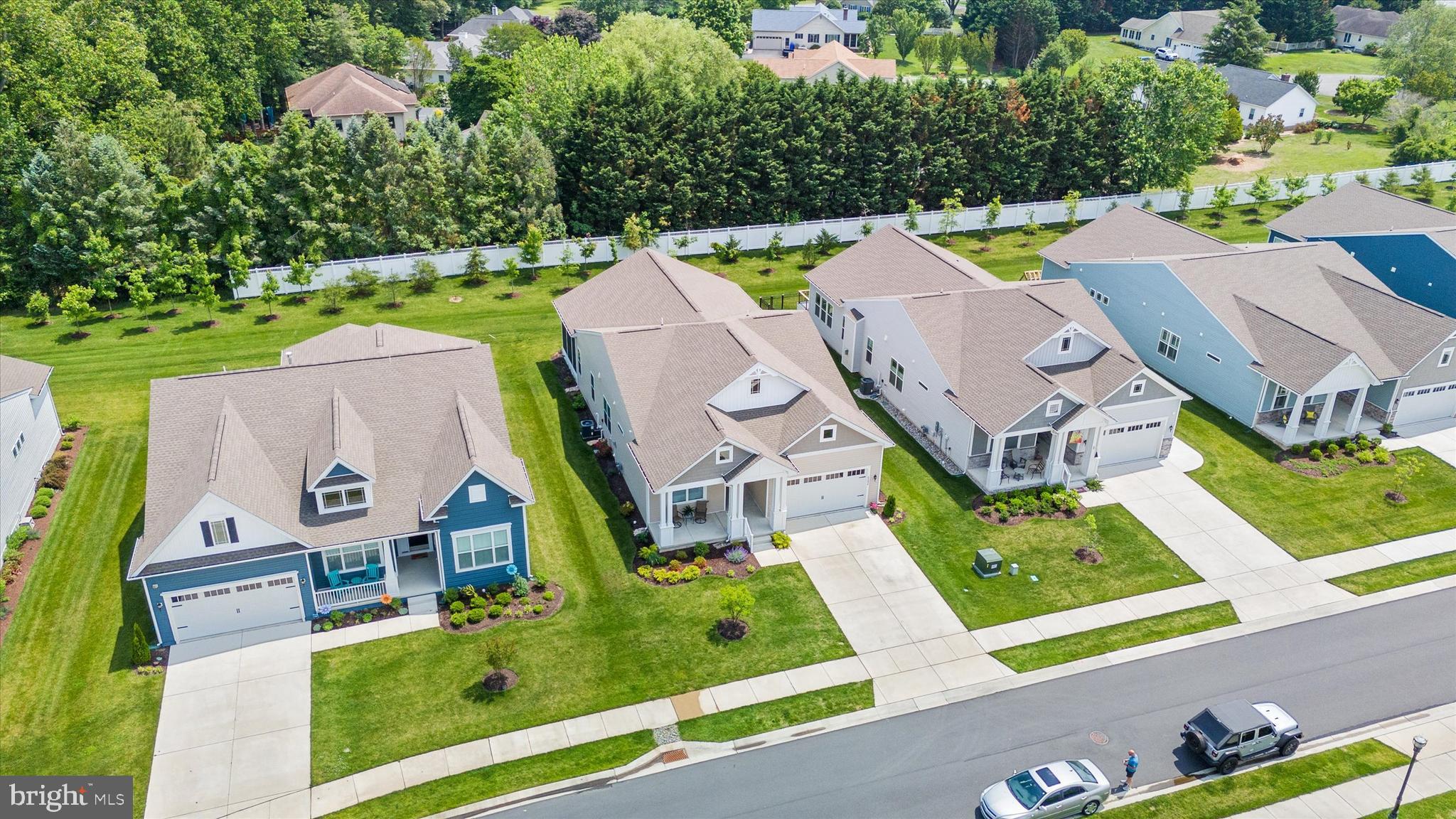 21336 DAUPHINE STREET