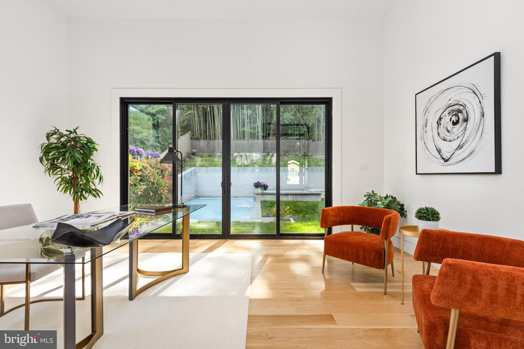 BROYHILL FOREST - Residential