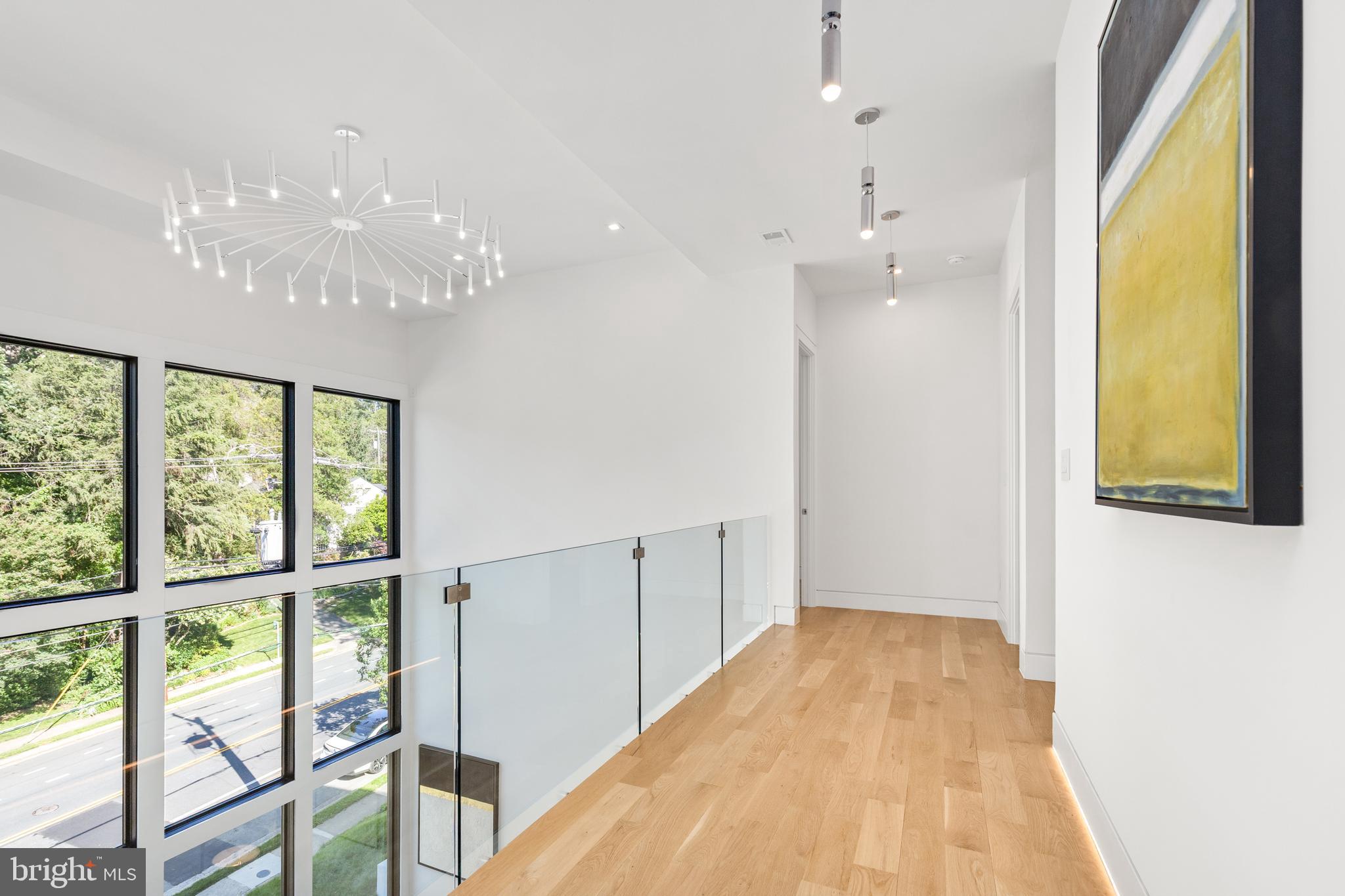 BROYHILL FOREST - Residential