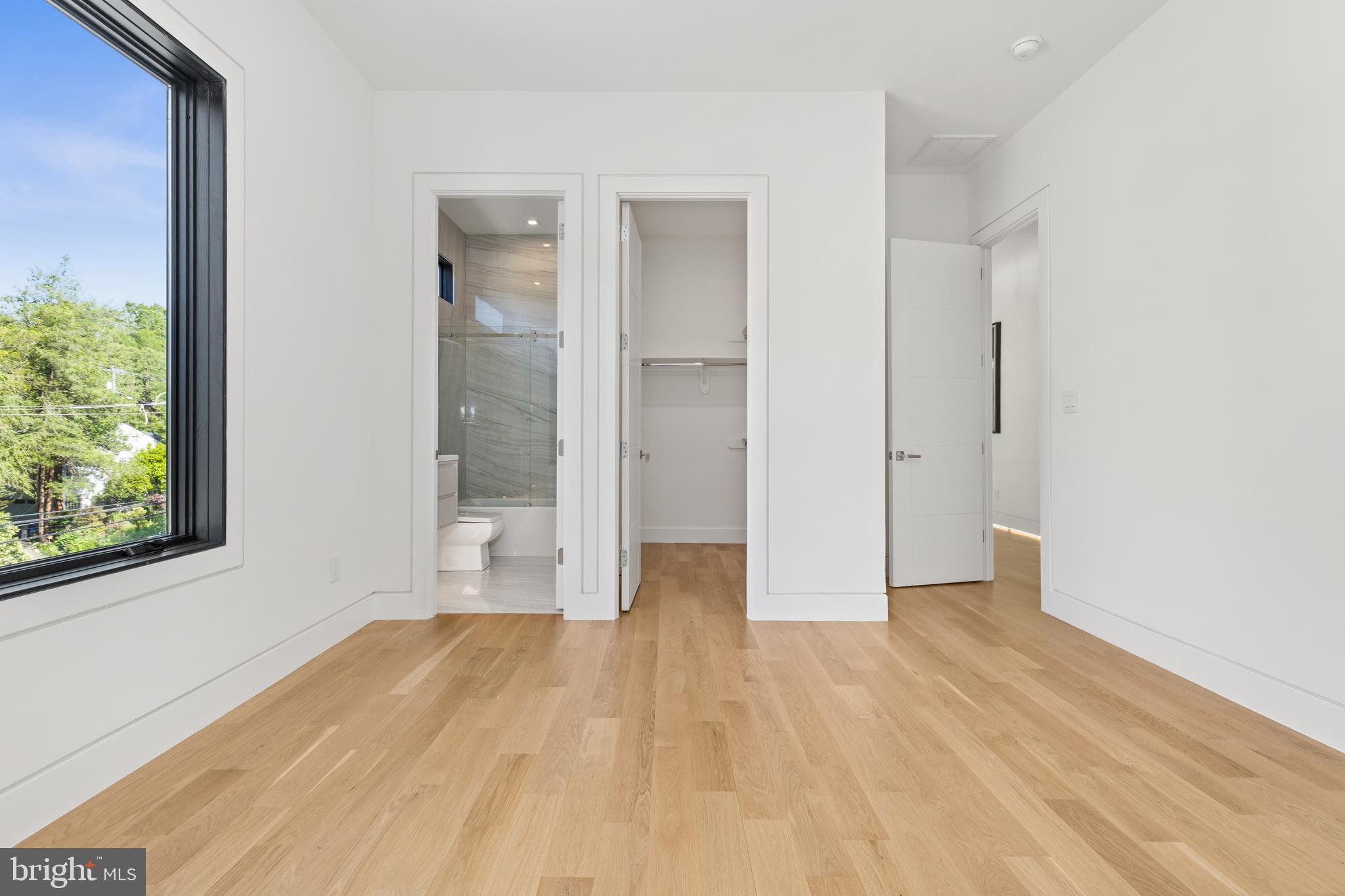 BROYHILL FOREST - Residential