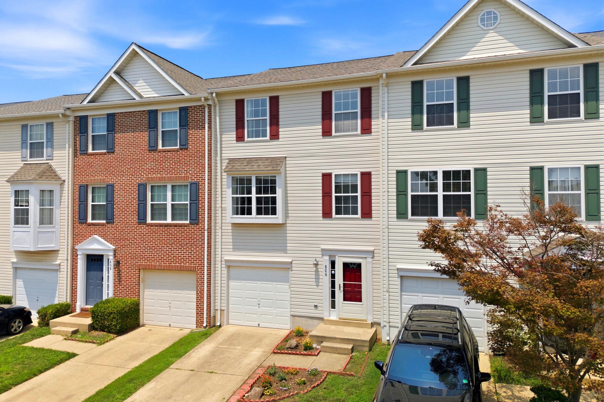 Photo 1 of 61 — 806 E VANDERBILT TERRACE SE, LEESBURG, VA 20175