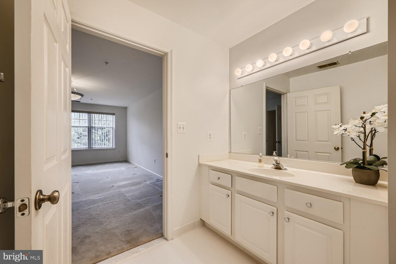 OWINGS MILLS - Residential