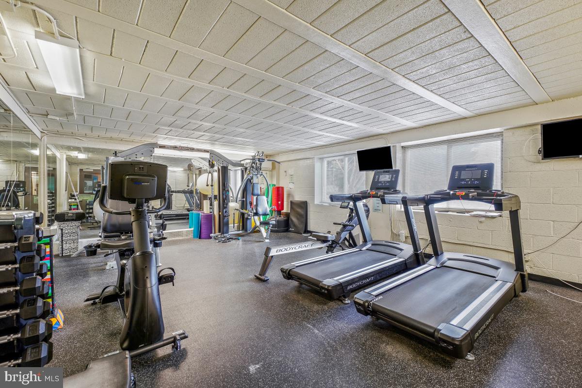 SUSSEX HOUSE - Residential