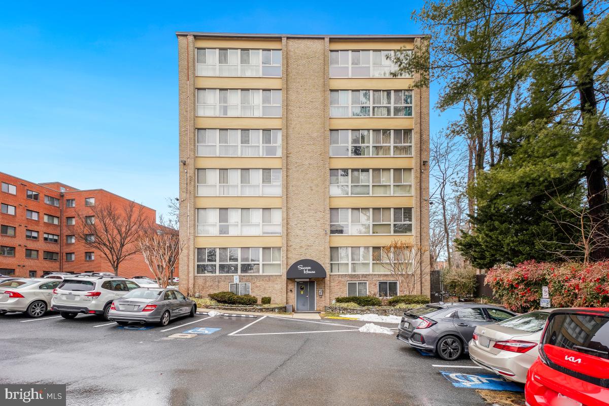 SUSSEX HOUSE - Residential