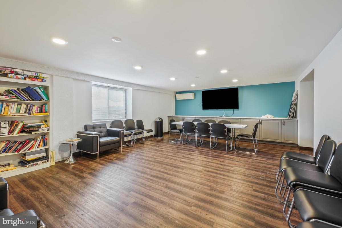 SUSSEX HOUSE - Residential