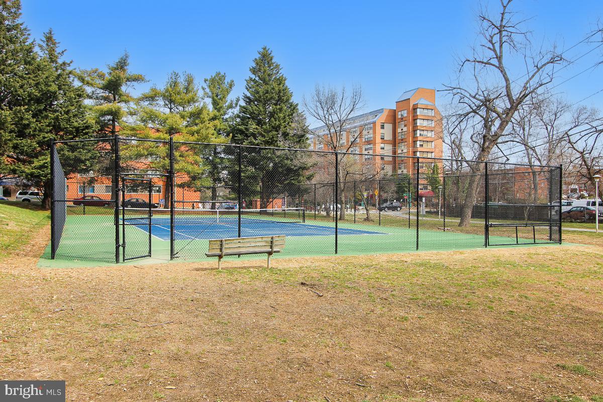 SUSSEX HOUSE - Residential