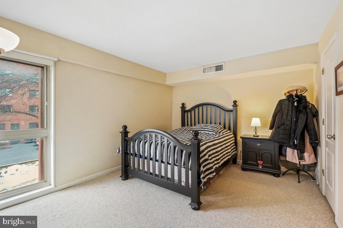 SUSSEX HOUSE - Residential