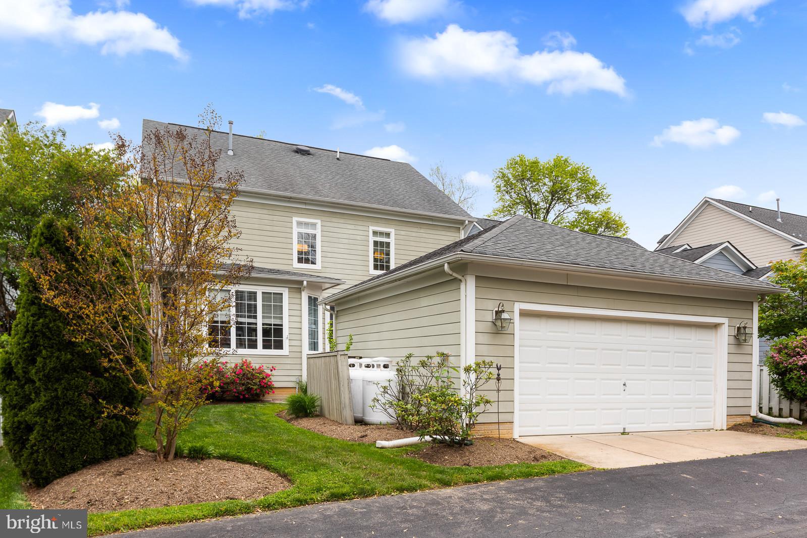 COURTS OF ST FRANCIS - Residential