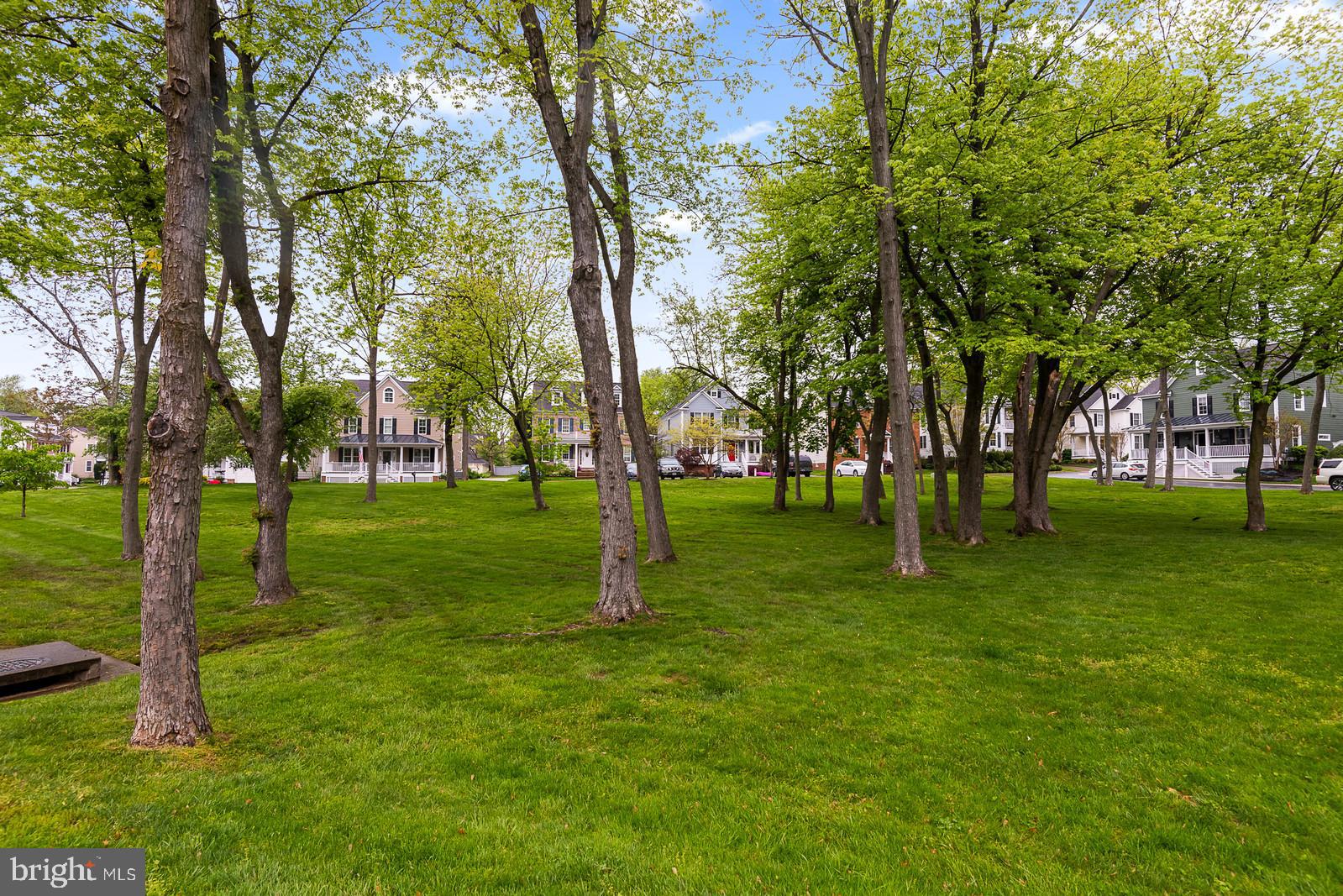 COURTS OF ST FRANCIS - Residential