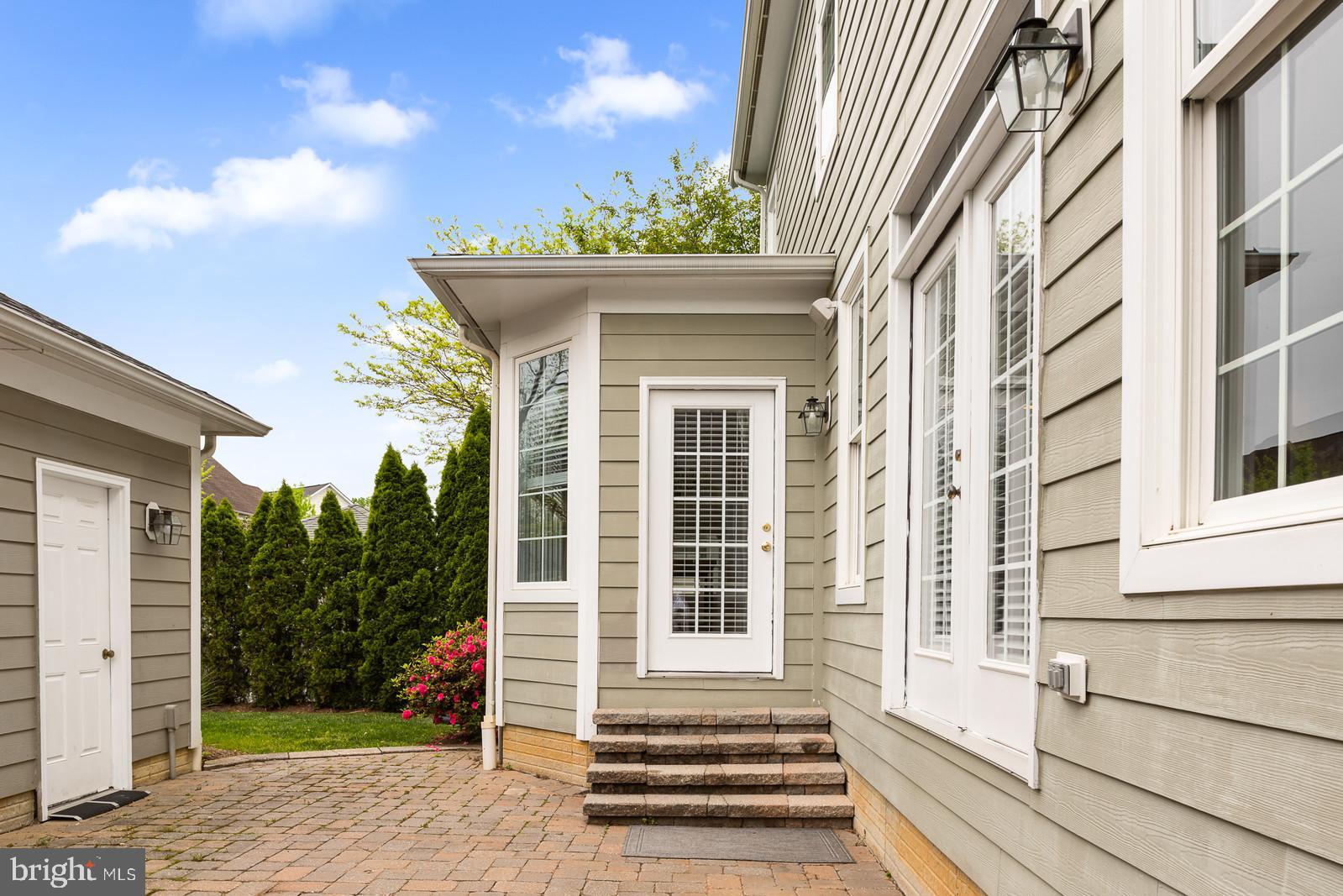 COURTS OF ST FRANCIS - Residential