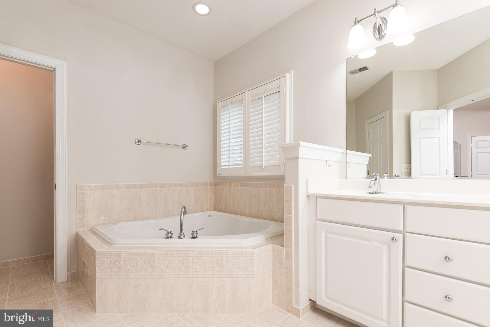 COURTS OF ST FRANCIS - Residential