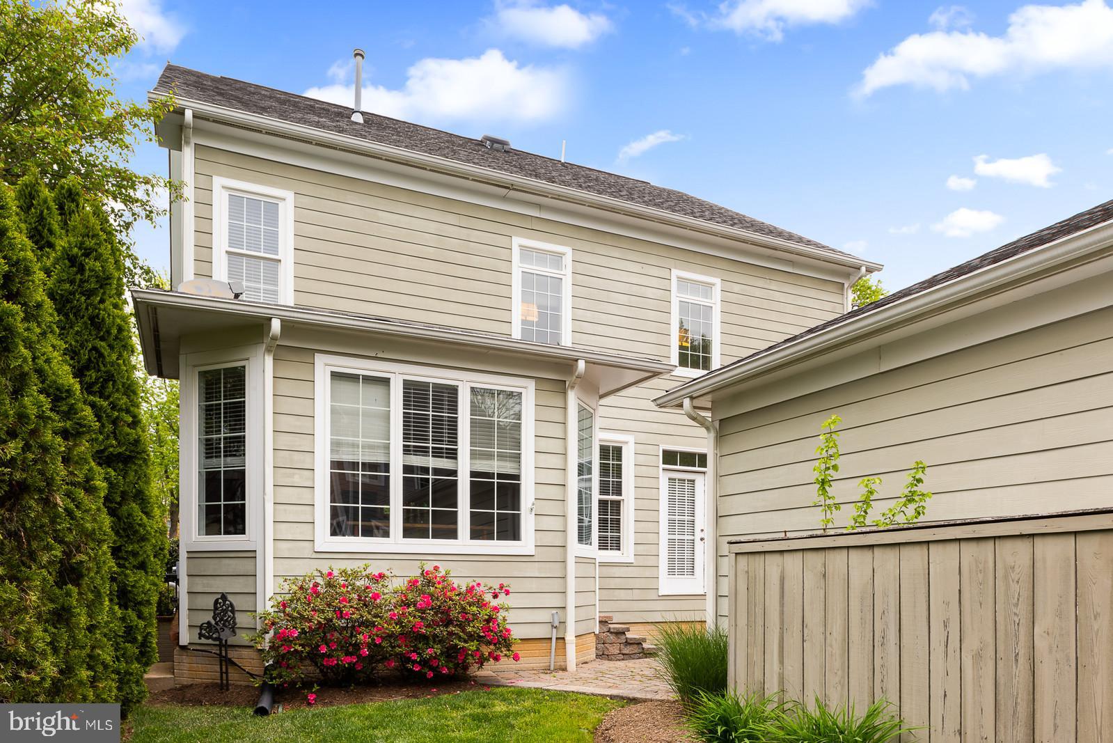 COURTS OF ST FRANCIS - Residential