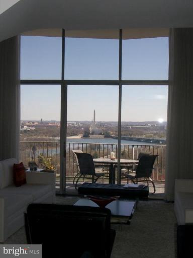 PROSPECT HOUSE - Residential Lease