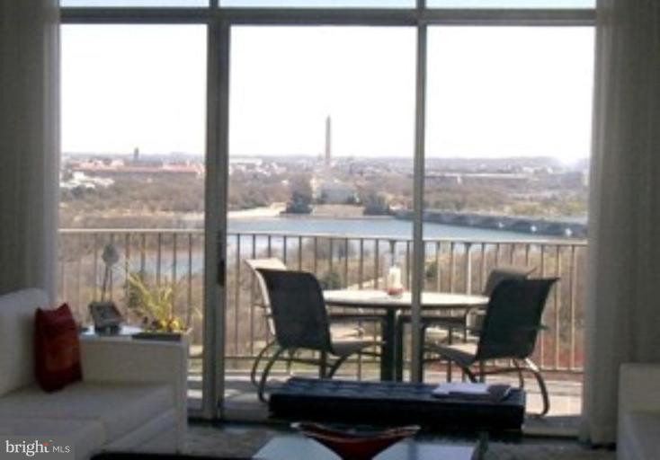 PROSPECT HOUSE - Residential Lease