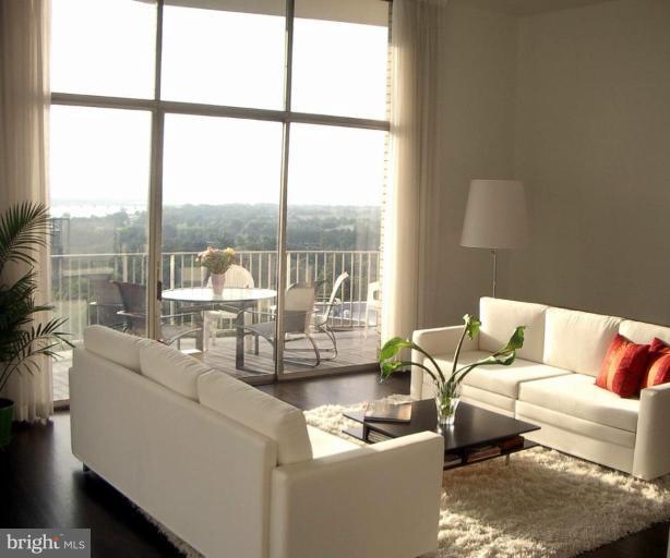 PROSPECT HOUSE - Residential Lease