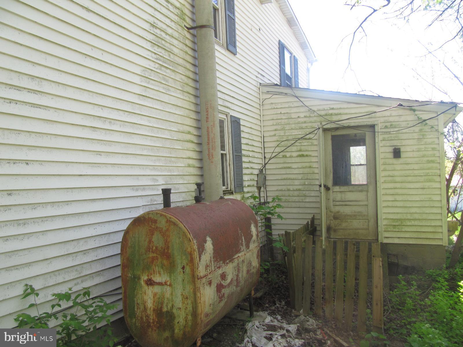 515 OAK HILL ROAD