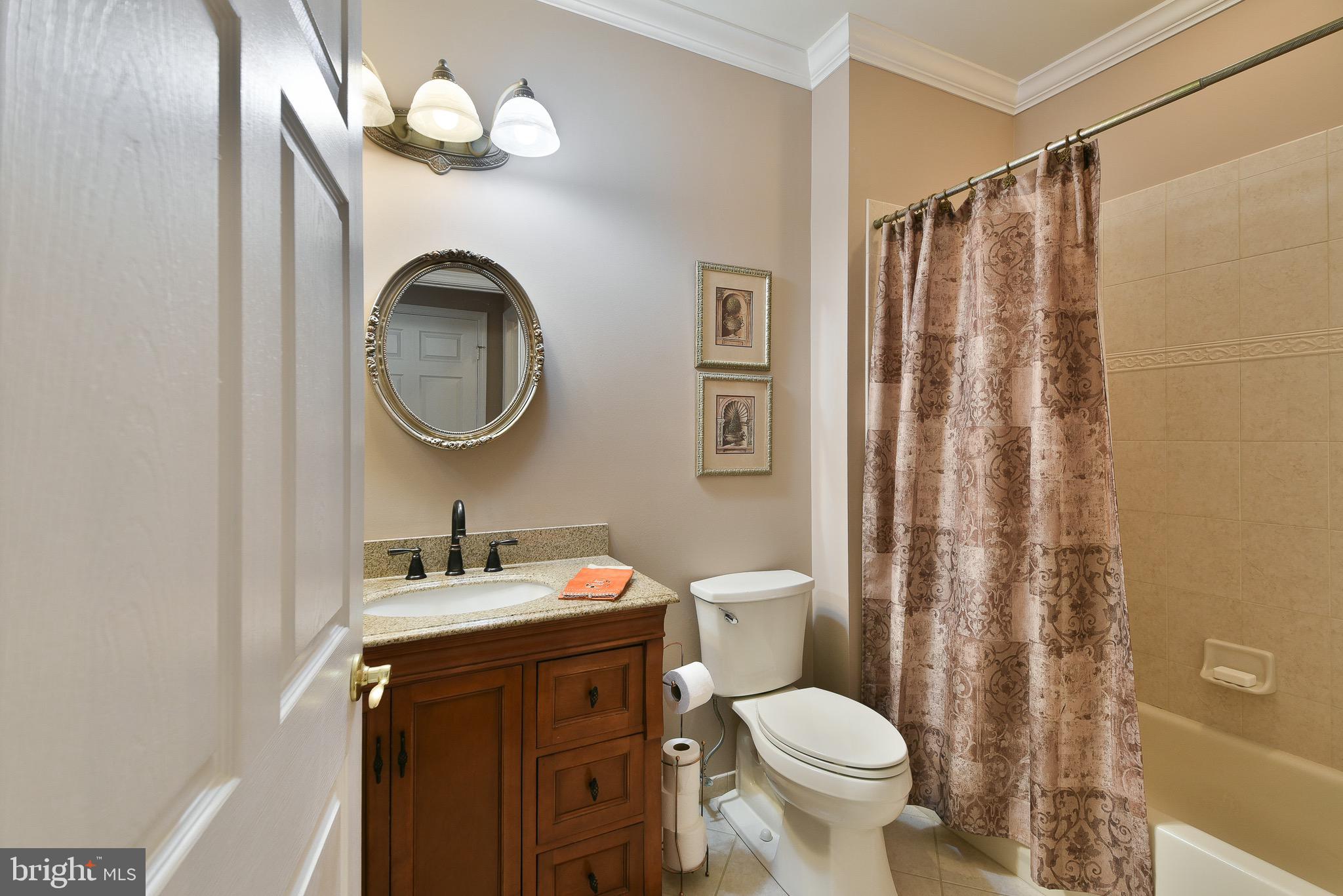 COURTYARDS - Residential