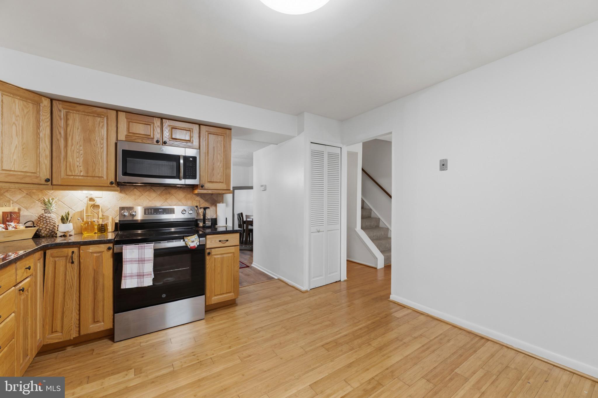 HICKORY RIDGE - Residential