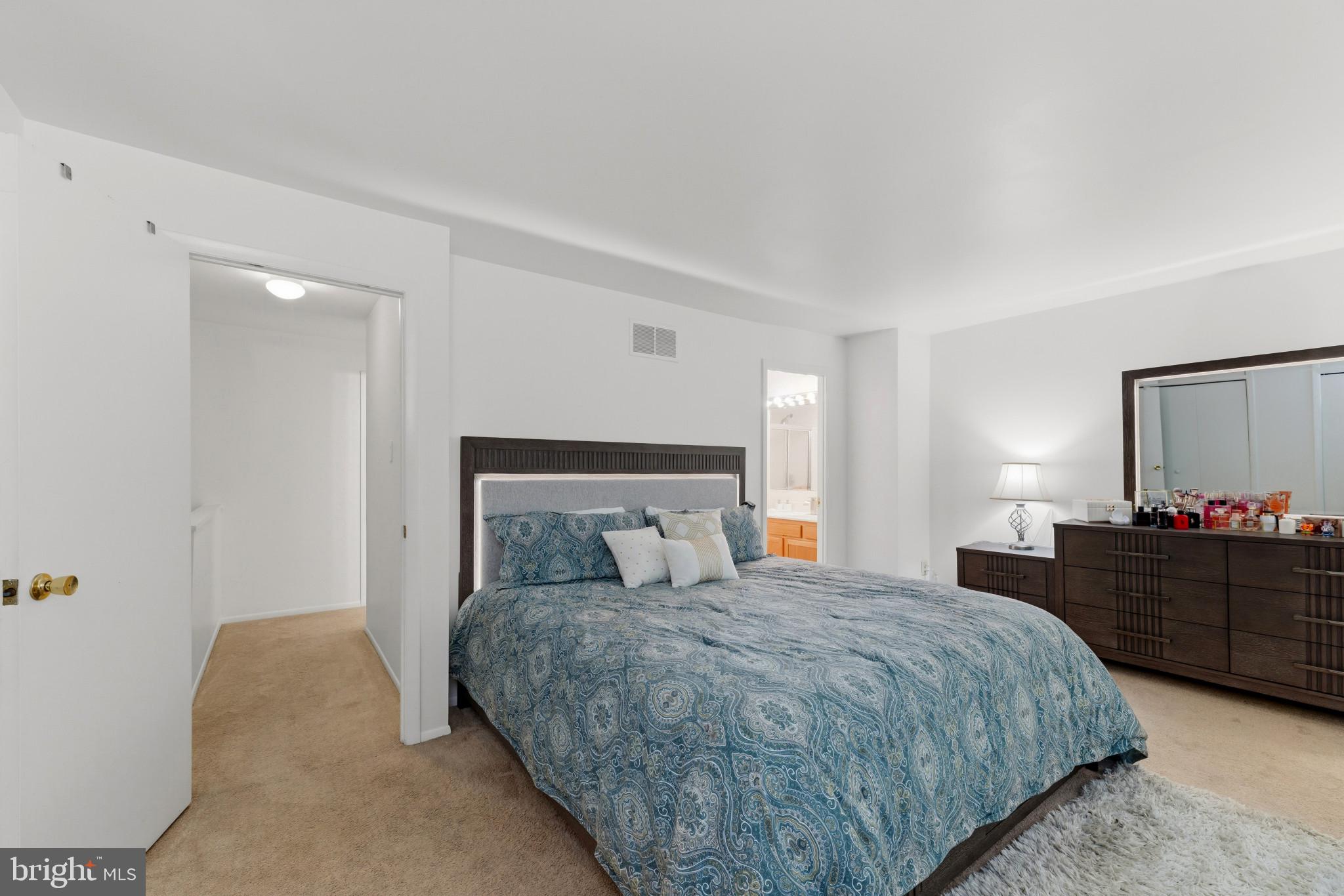 HICKORY RIDGE - Residential