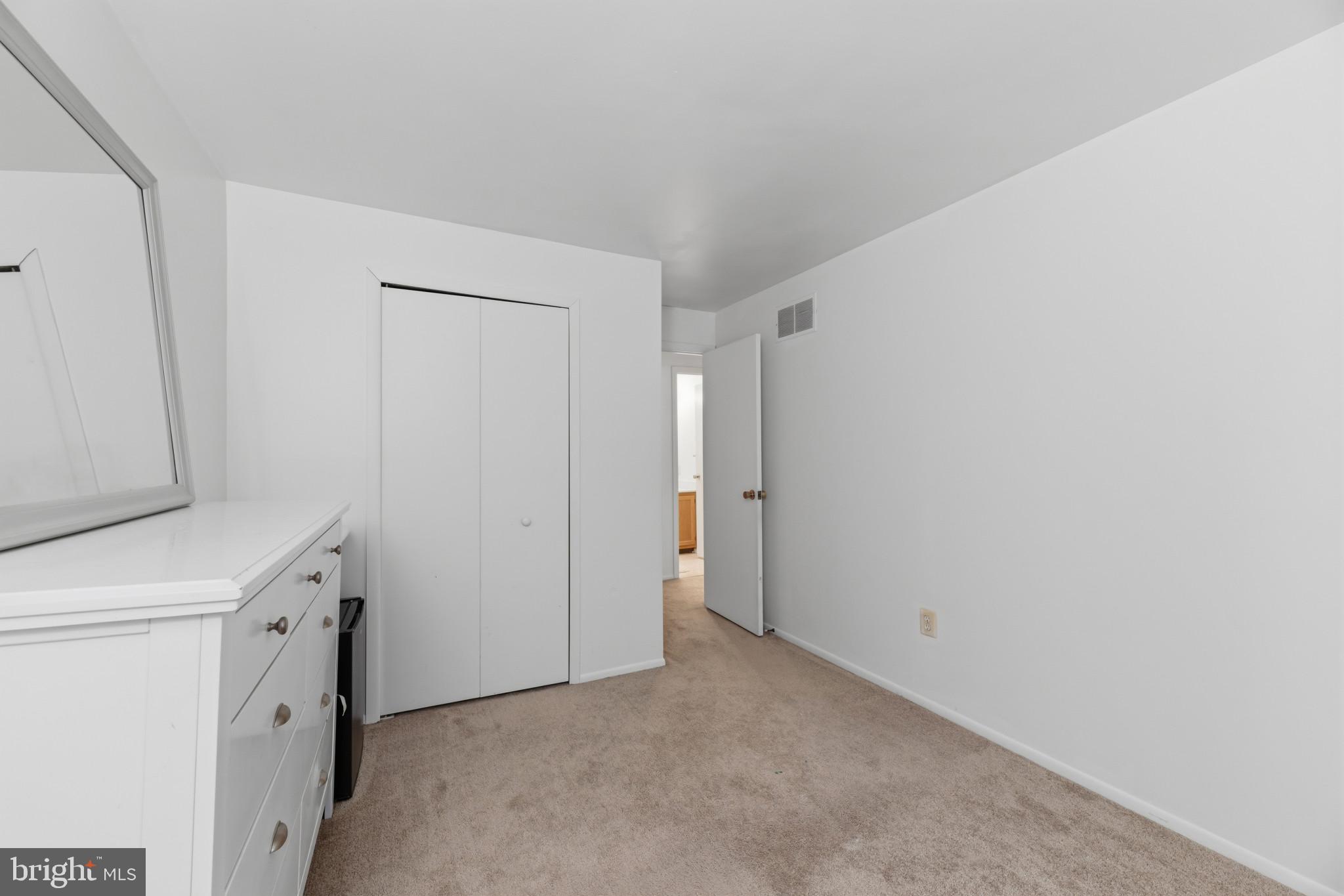 HICKORY RIDGE - Residential
