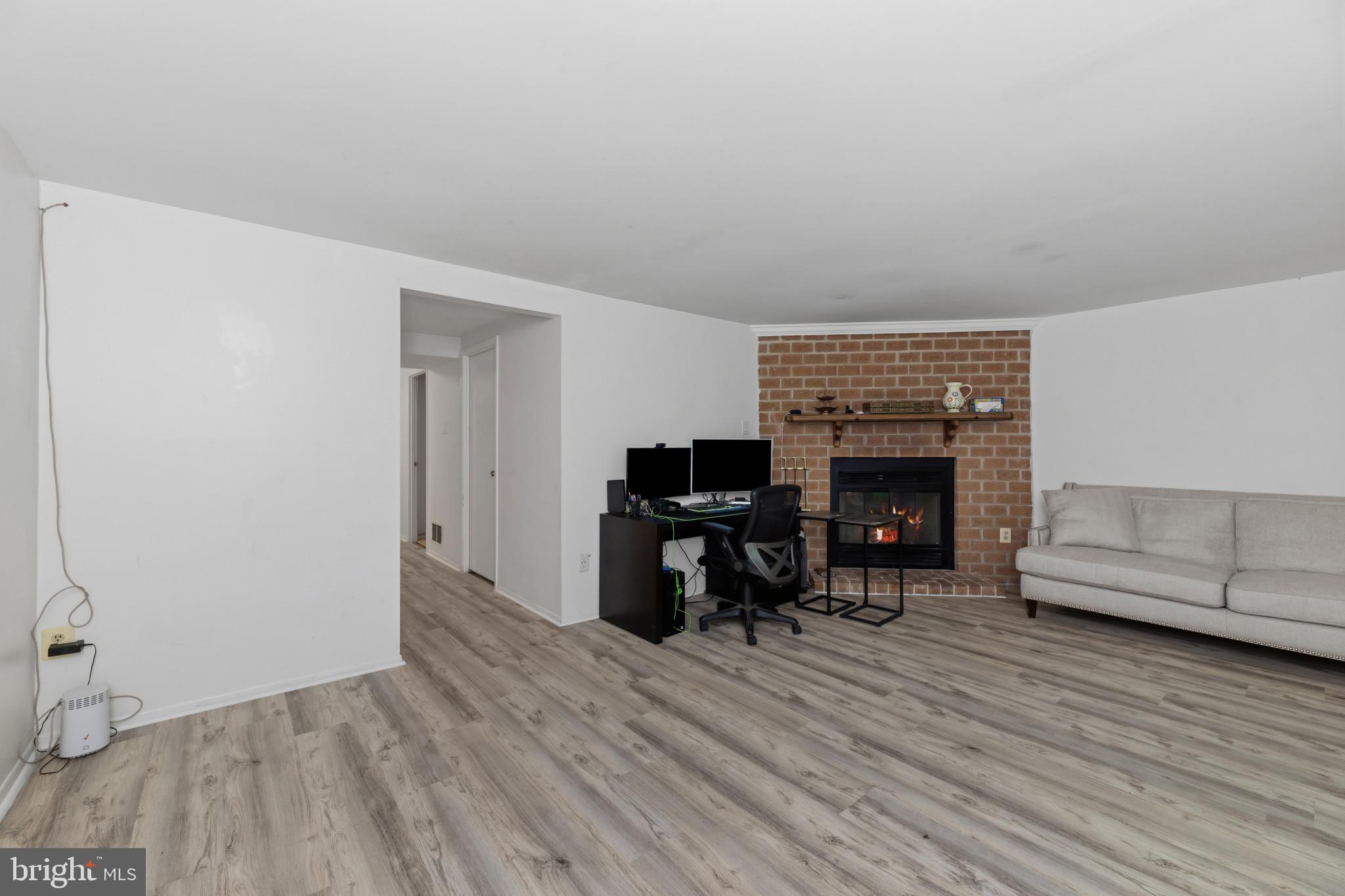 HICKORY RIDGE - Residential
