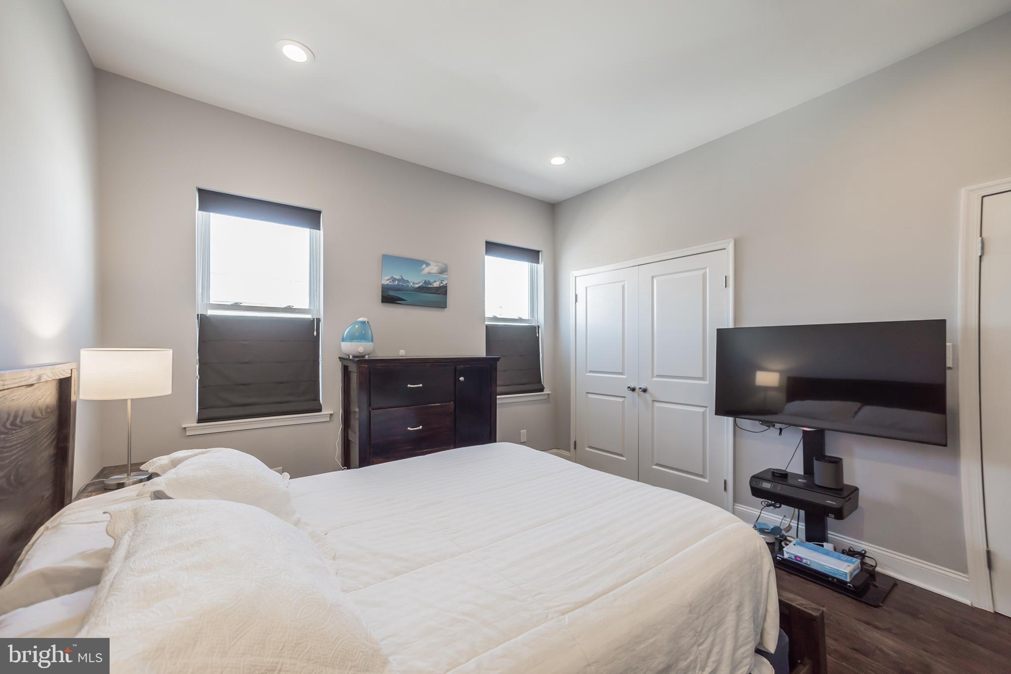 POINT BREEZE - Residential Lease