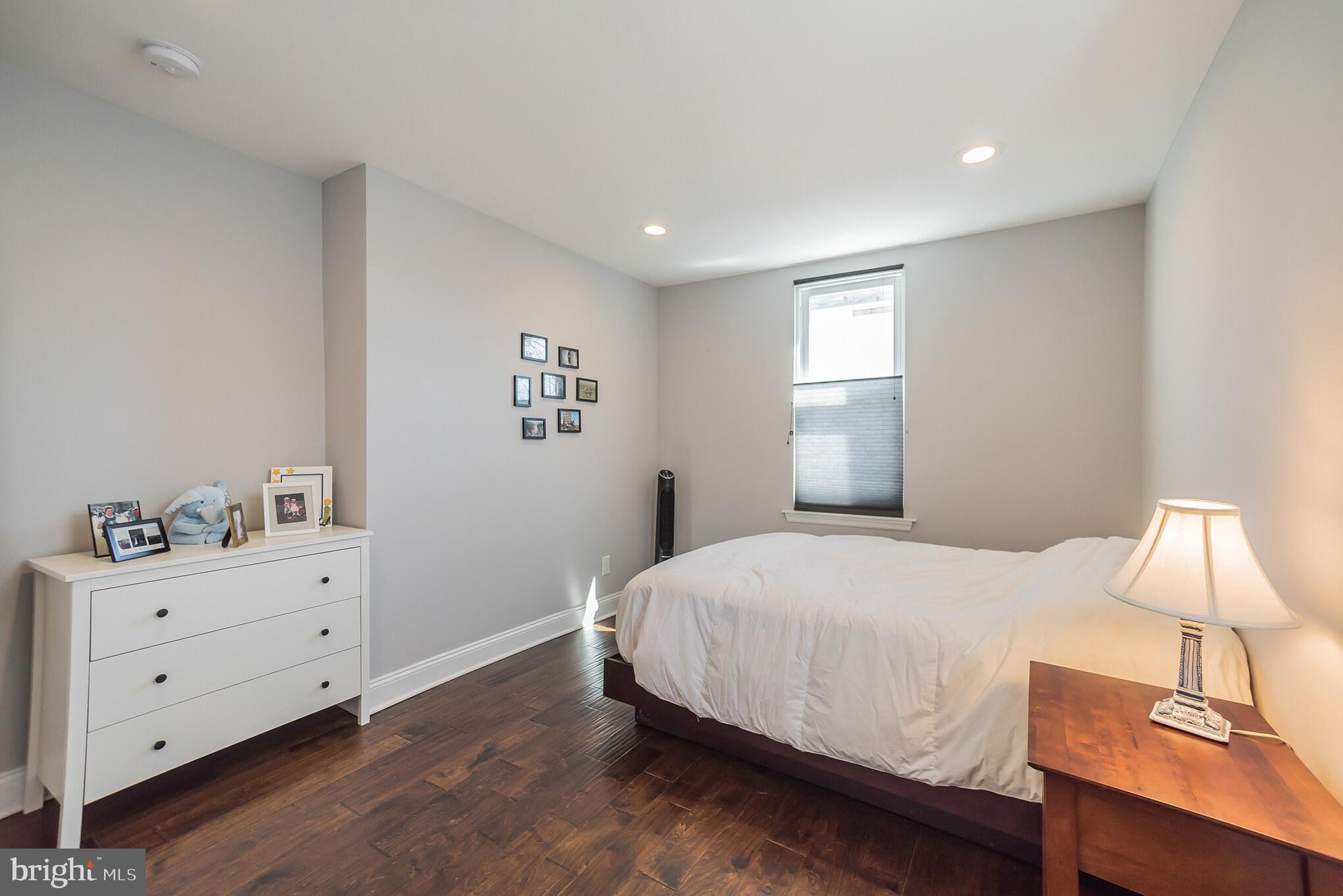 POINT BREEZE - Residential Lease