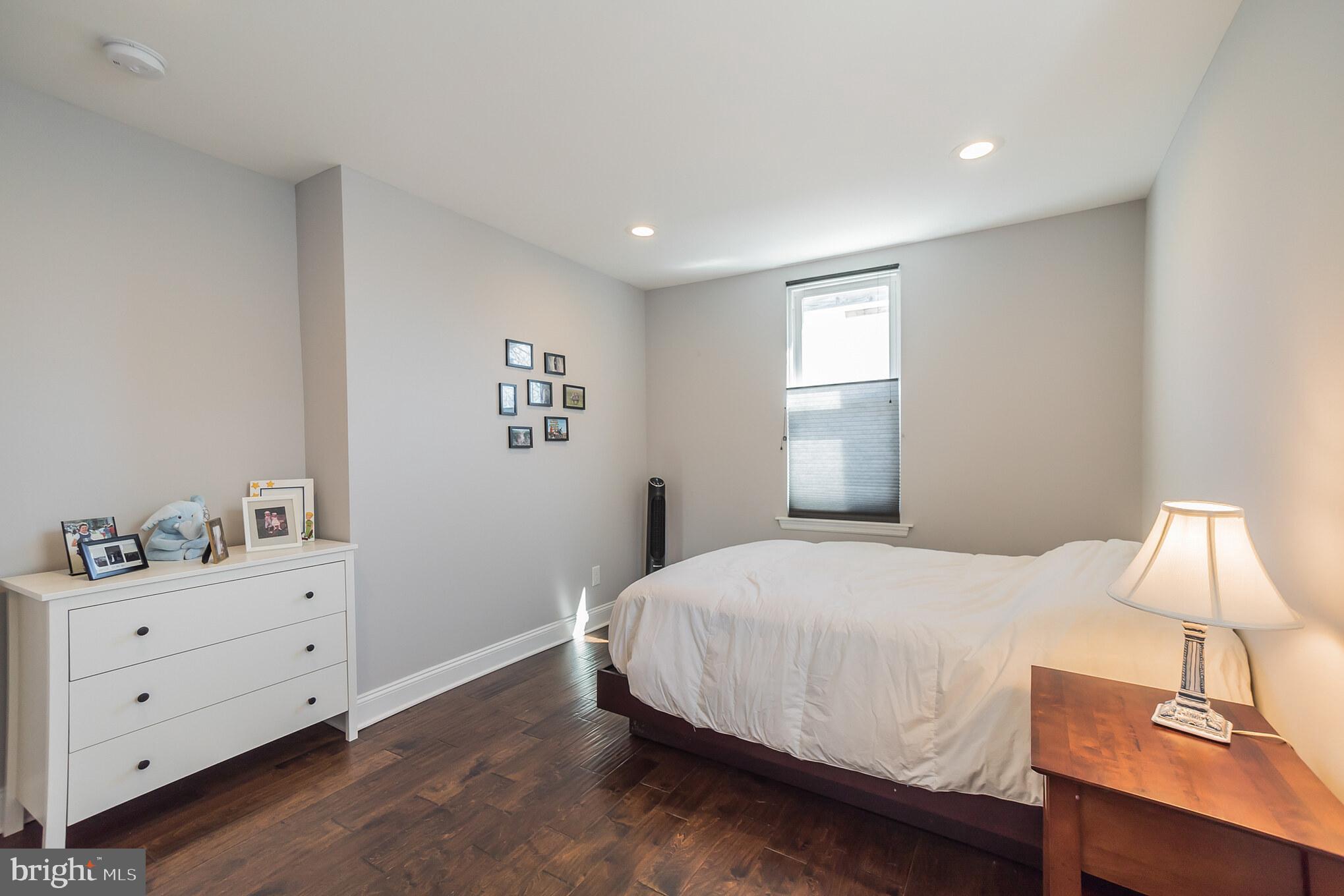 POINT BREEZE - Residential Lease