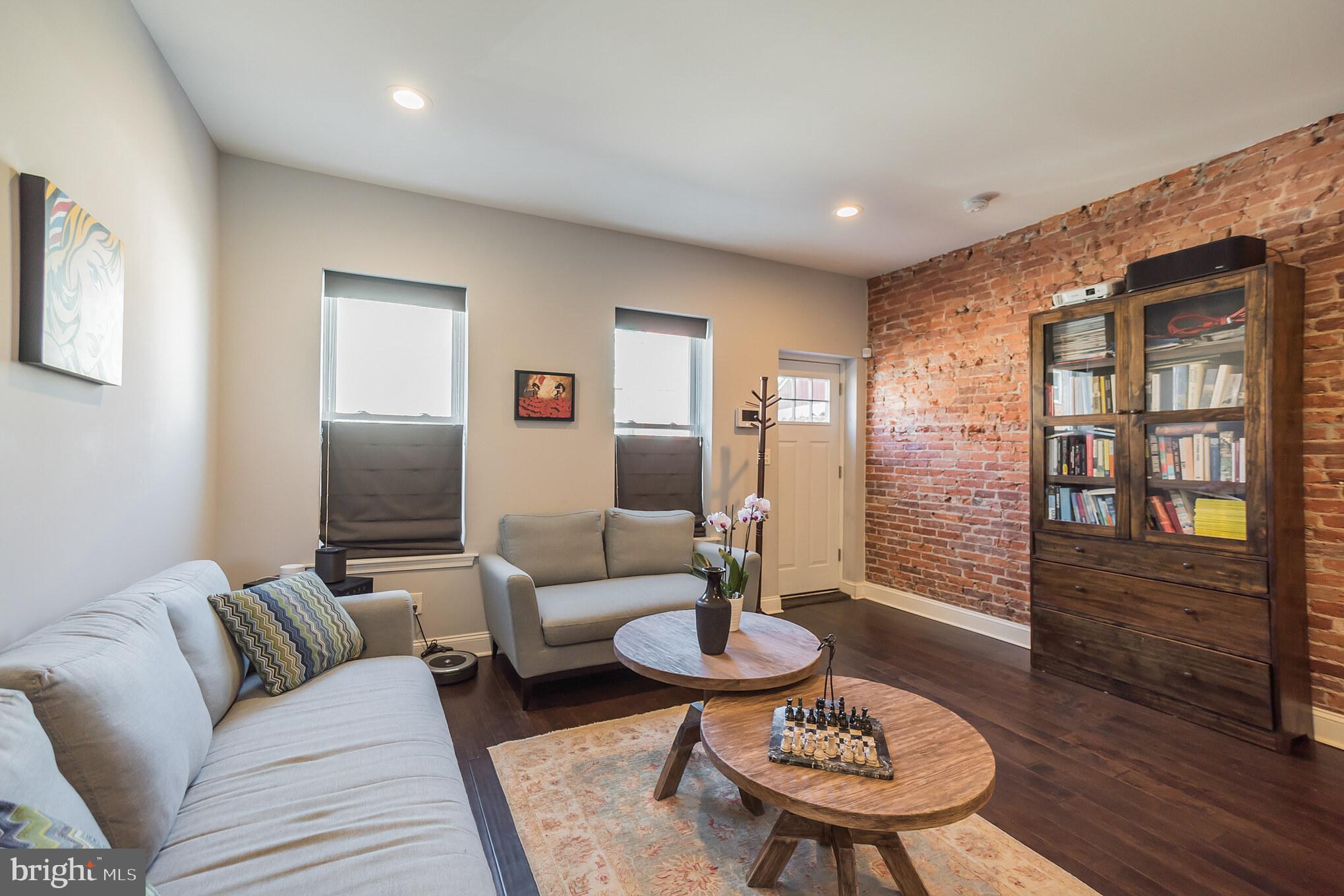 POINT BREEZE - Residential Lease