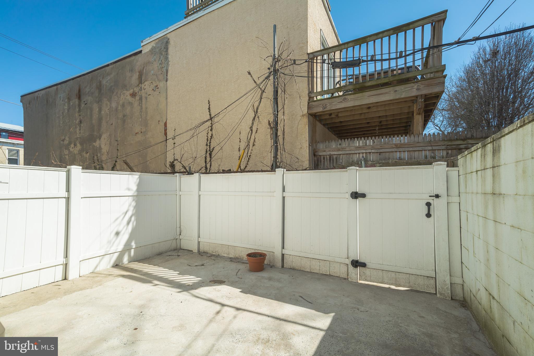 POINT BREEZE - Residential Lease