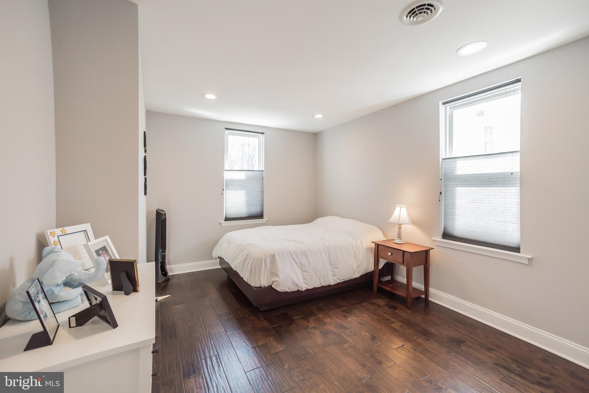 POINT BREEZE - Residential Lease