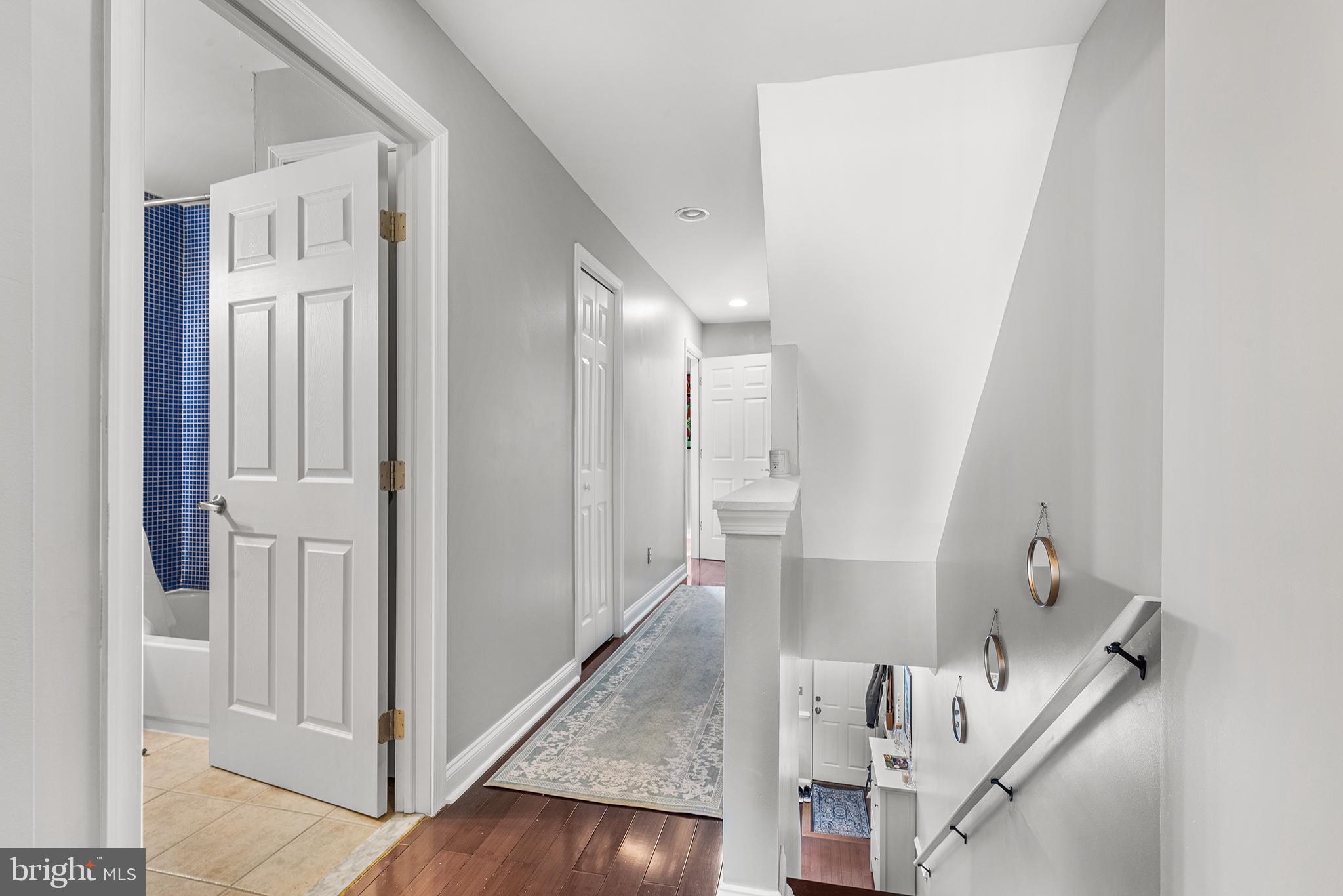 POINT BREEZE - Residential