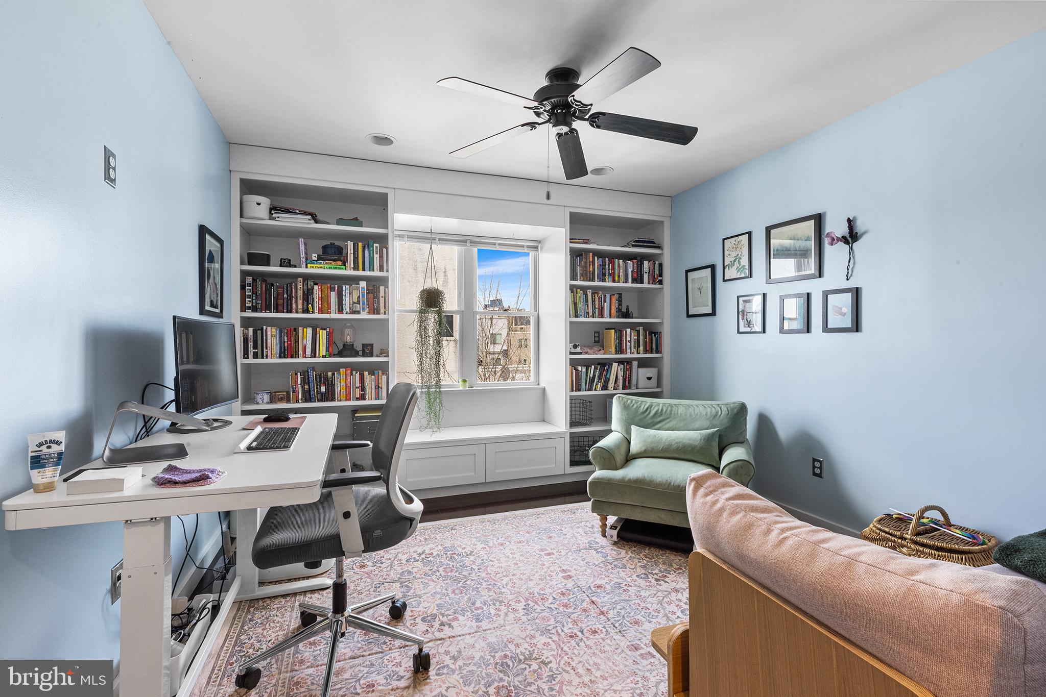 POINT BREEZE - Residential