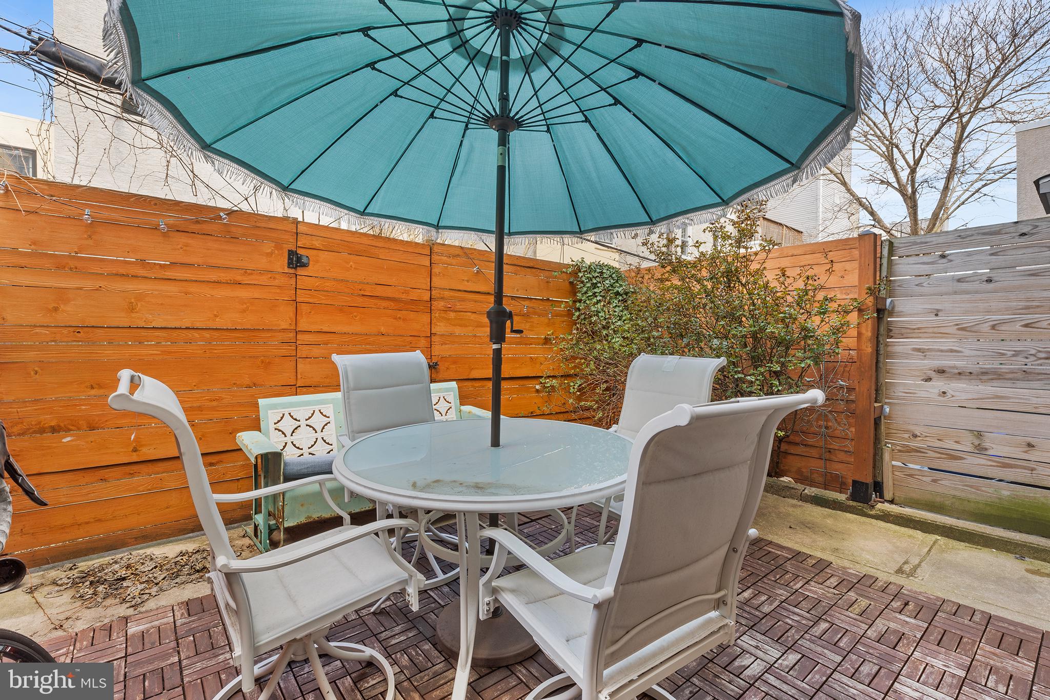 POINT BREEZE - Residential