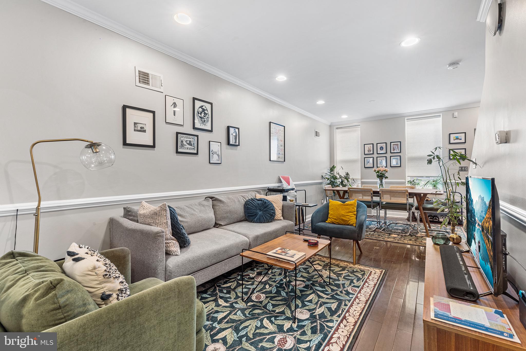 POINT BREEZE - Residential