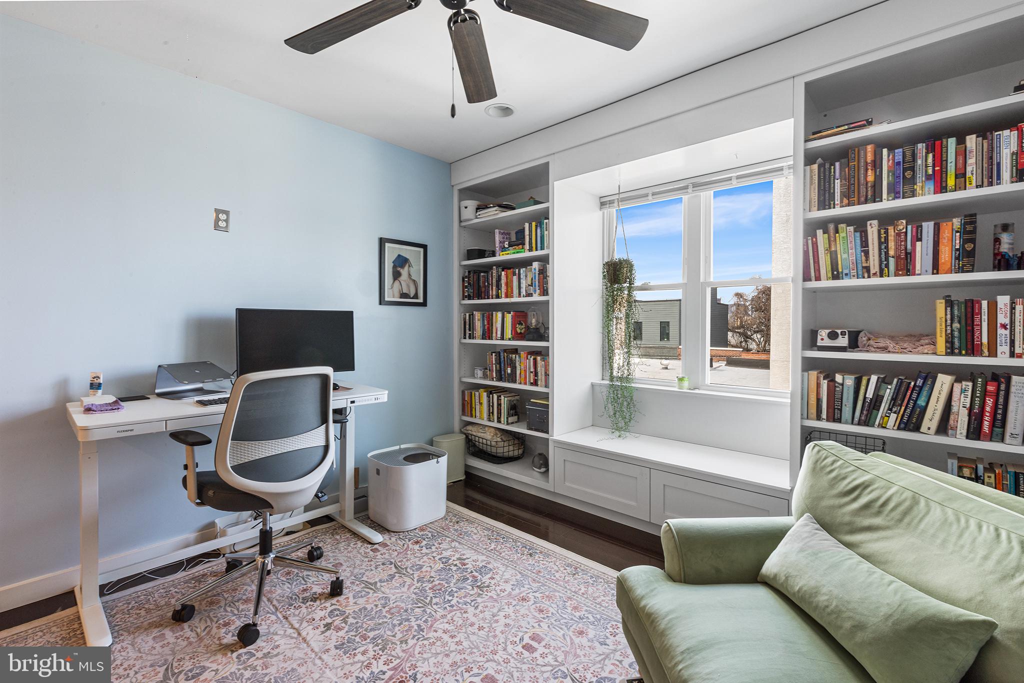 POINT BREEZE - Residential