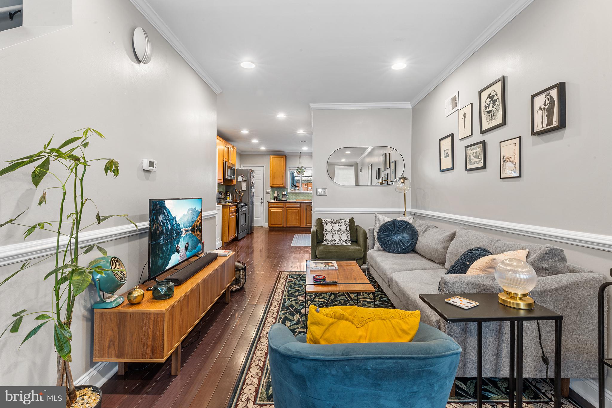 POINT BREEZE - Residential