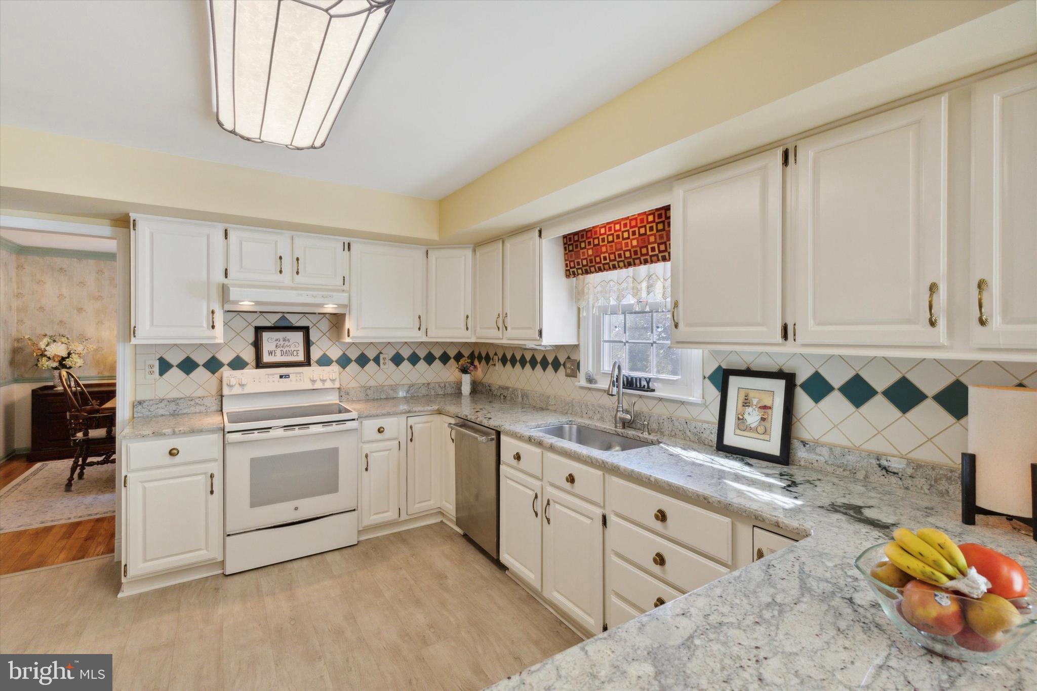 FRANKLIN HOLLOW - Residential