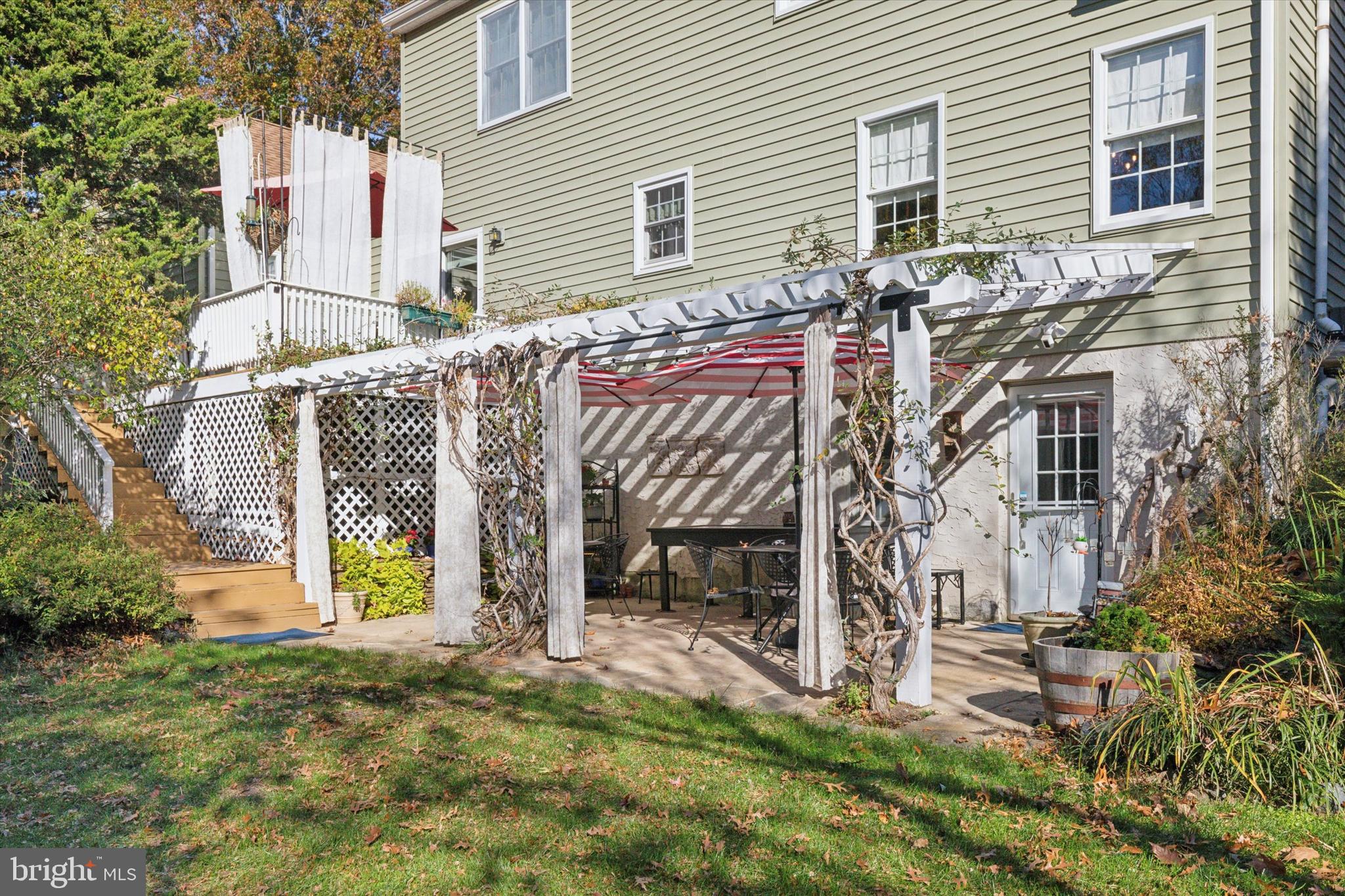 FRANKLIN HOLLOW - Residential