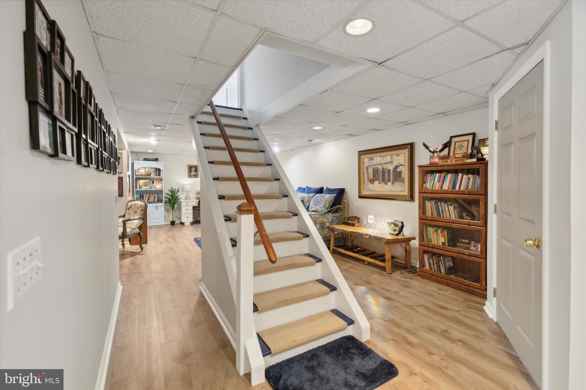 FRANKLIN HOLLOW - Residential