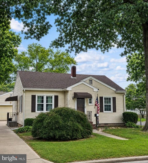 Photo of 513 W Spruce Street, SEAFORD, DE 19973 (MLS # DESU2117458)