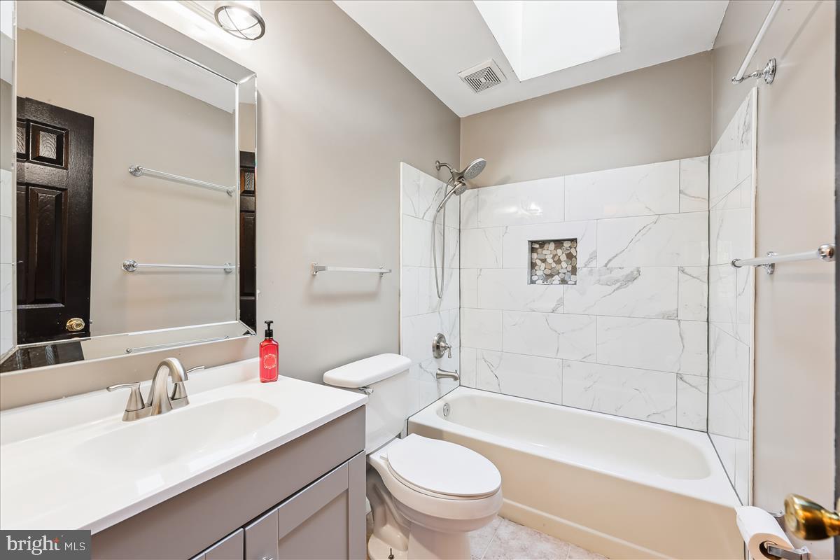 FOUNDERS WOODS PLAT 1 - Residential