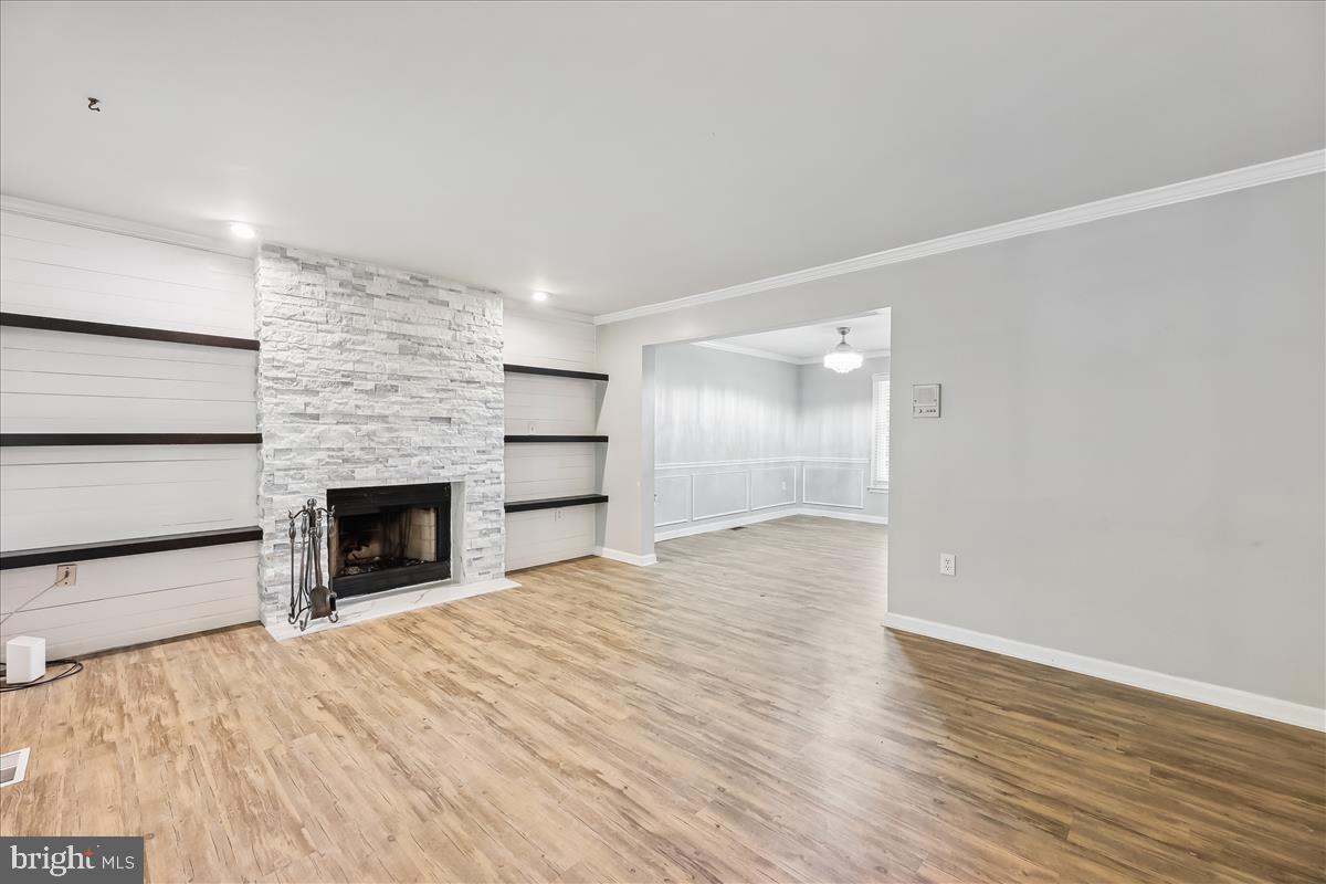 8113 NEVILLE PLACE