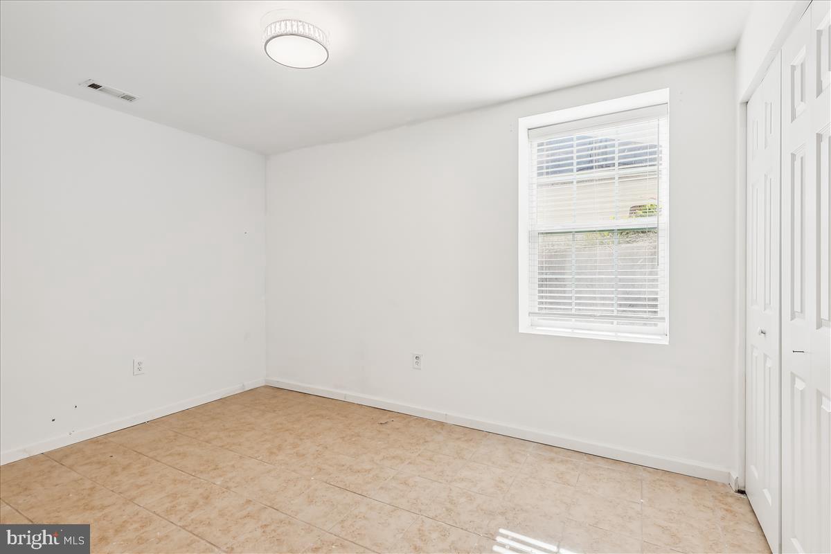 FOUNDERS WOODS PLAT 1 - Residential