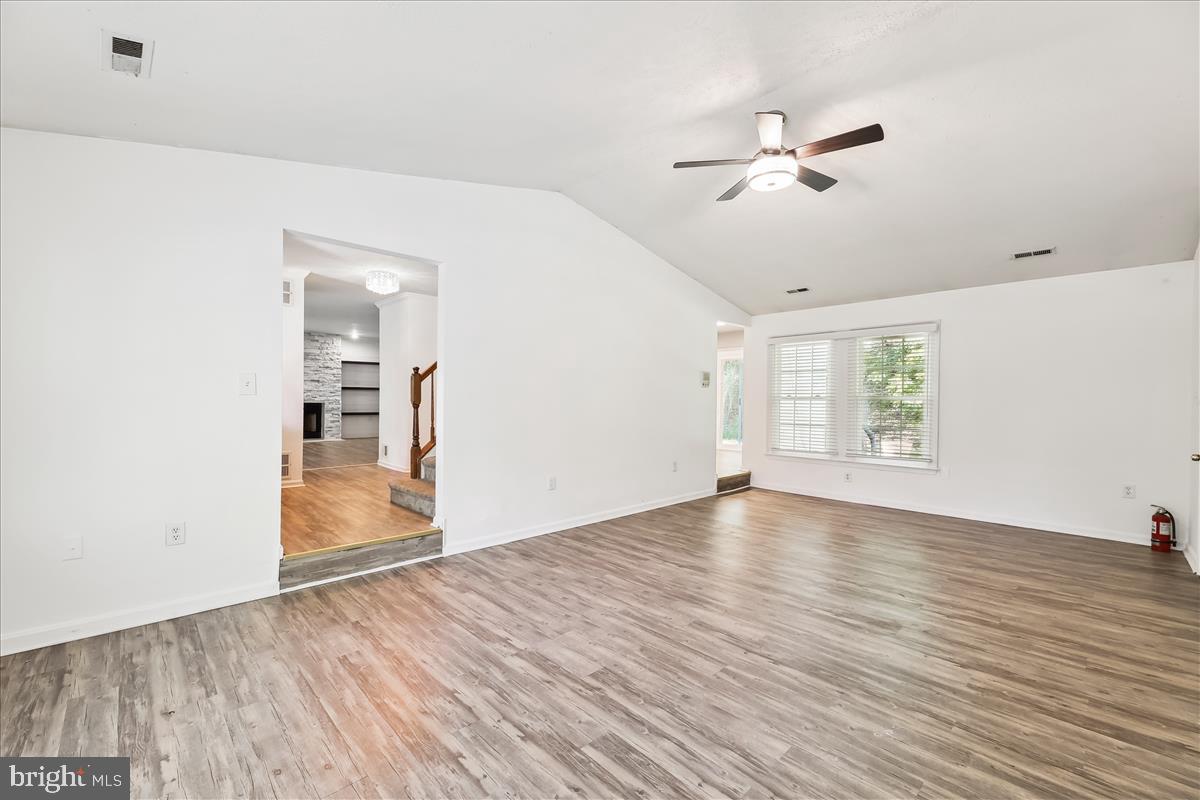 FOUNDERS WOODS PLAT 1 - Residential