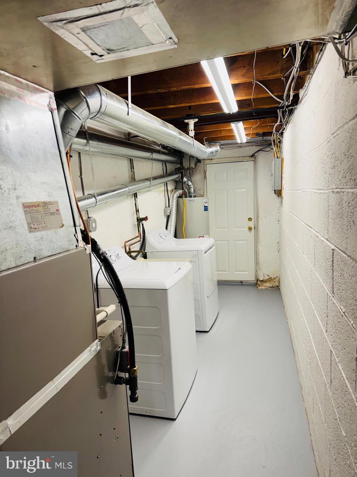 TACONY - Residential Lease